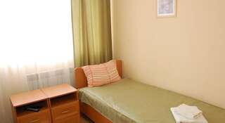 Гостиница Small Hotel Смоленск Стандартный трехместный номер-3