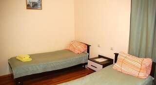Гостиница Small Hotel Смоленск Стандартный трехместный номер-5